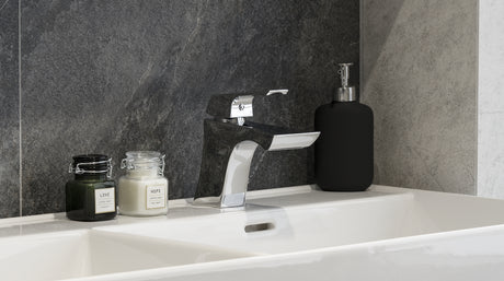 Washbasin faucet with waterfall spout